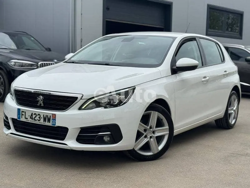 Peugeot 308 — polovni automobil