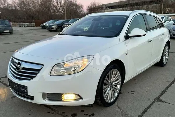 Opel Insignia — polovni automobil