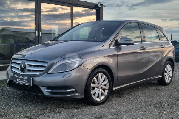 Mercedes Benz B 200 — polovni automobil
