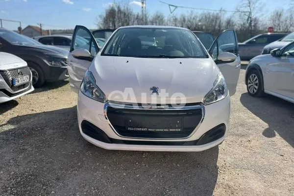 Peugeot 208 — polovni automobil