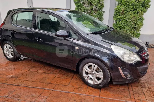 Opel Corsa D — polovni automobil