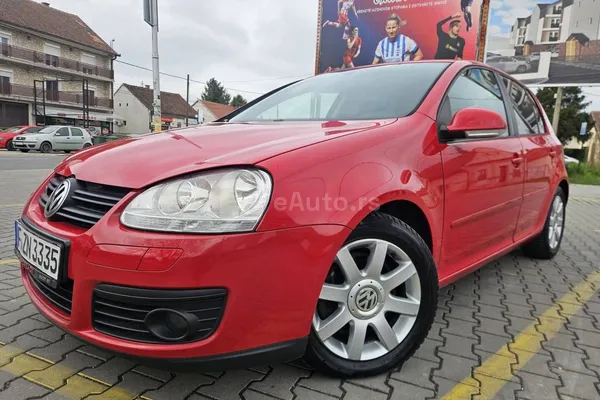 Volkswagen Golf 5 — polovni automobil
