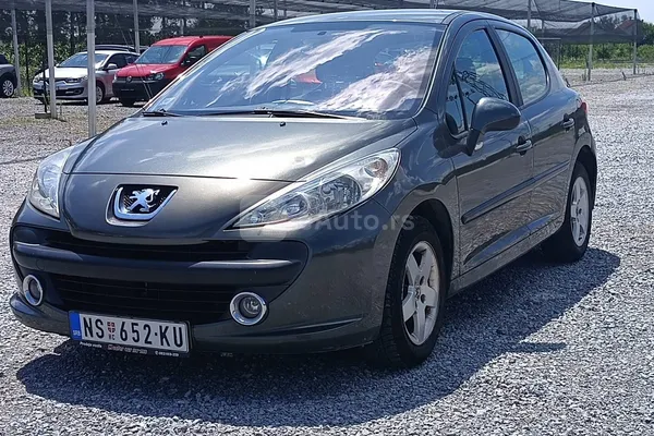 Peugeot 207 — polovni automobil