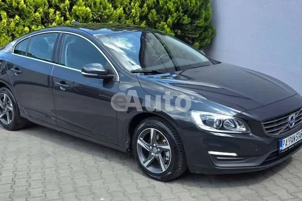 Volvo S60 — polovni automobil