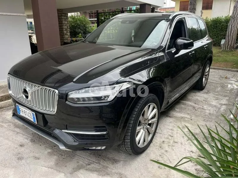 Volvo XC90 — polovni automobil