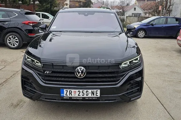 Volkswagen Touareg — polovni automobil