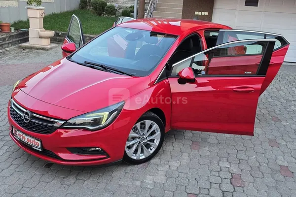 Opel Astra K — polovni automobil