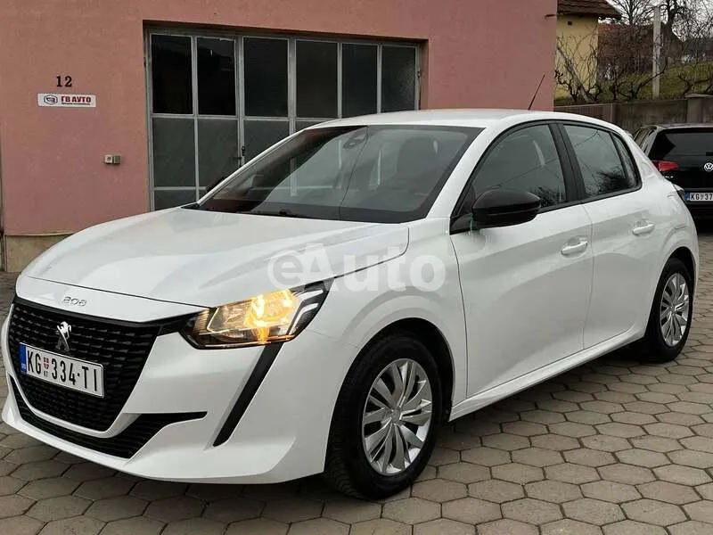 Peugeot 208 — polovni automobil