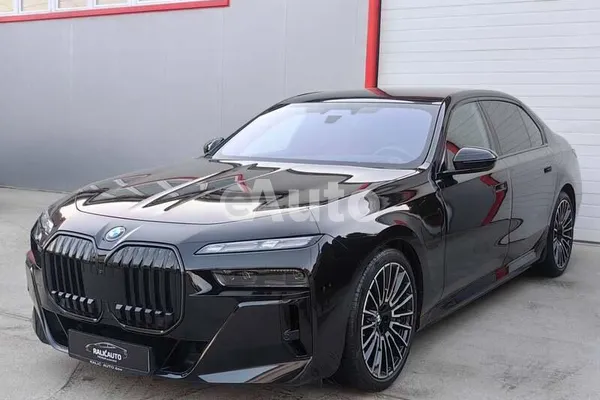 BMW 750 — polovni automobil