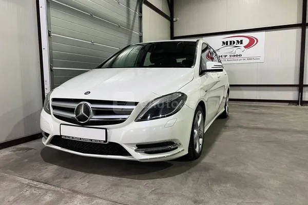 Mercedes Benz B 180 — polovni automobil, oglas
