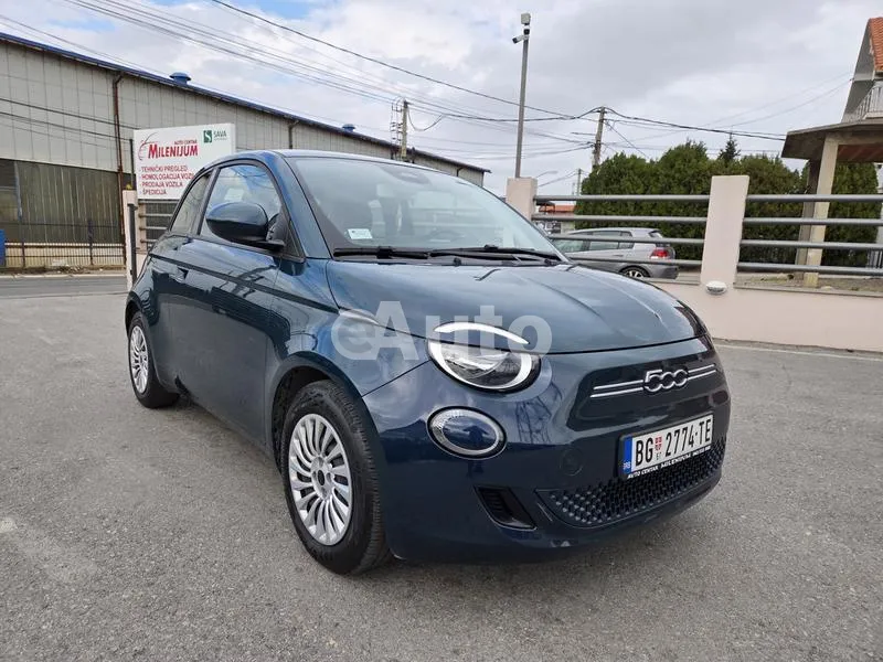 Fiat 500e — polovni automobil
