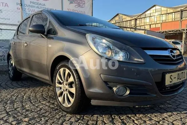 Opel Corsa D — polovni automobil
