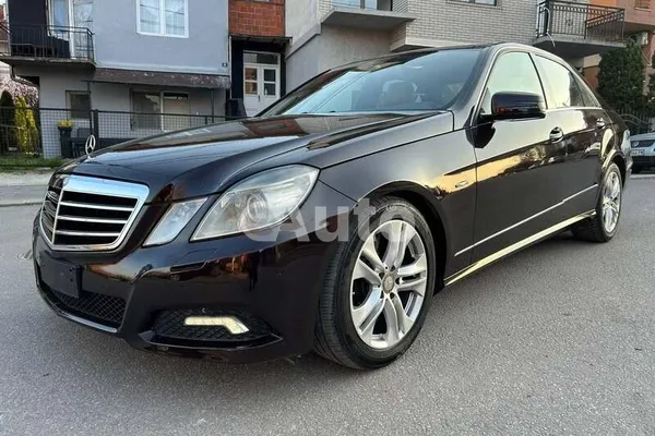Mercedes Benz E 250 — polovni automobil