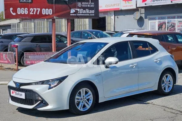 Toyota Corolla — polovni automobil