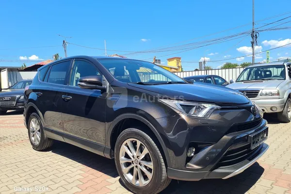 Toyota RAV 4 — polovni automobil