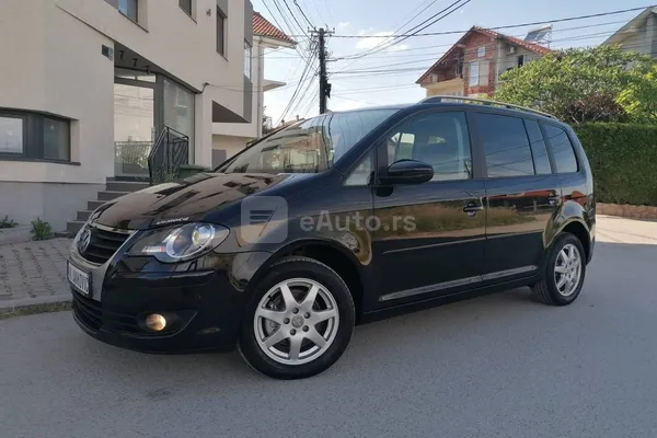 Volkswagen Touran — polovni automobil