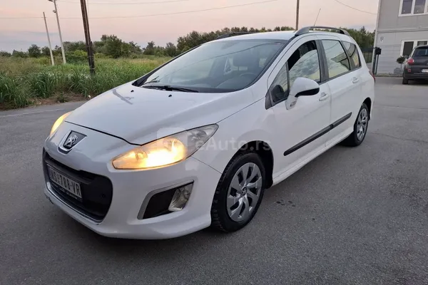 Peugeot 308 — polovni automobil