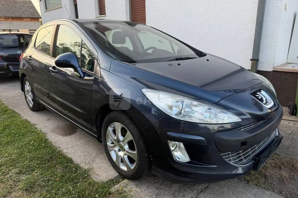 Peugeot 308 — polovni automobil