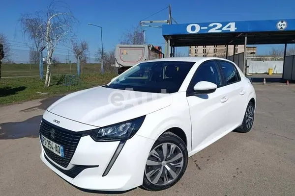 Peugeot 208 — polovni automobil