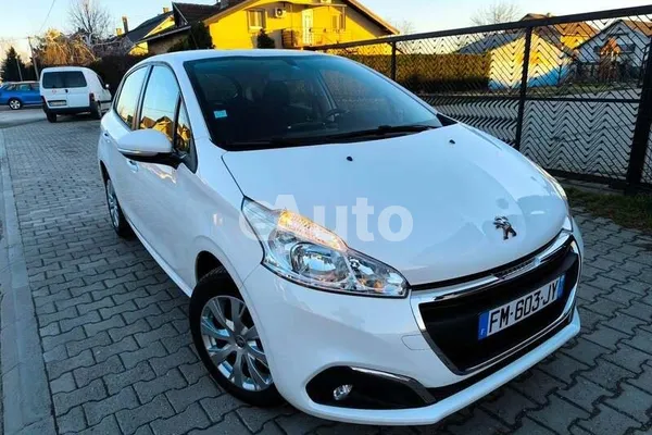 Peugeot 208 — polovni automobil