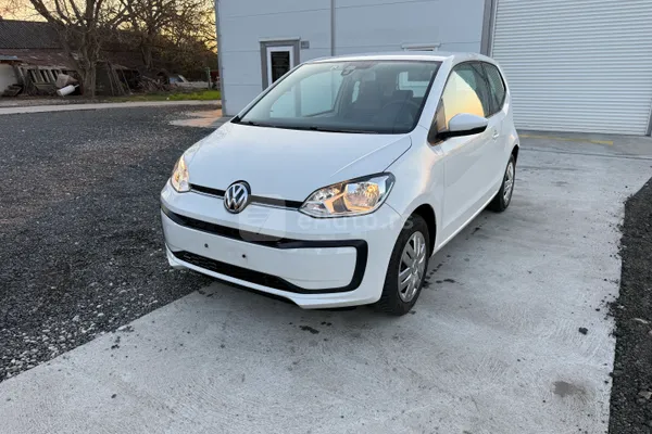 Volkswagen up! — polovni automobil