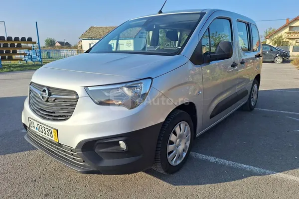 Opel Combo — polovni automobil