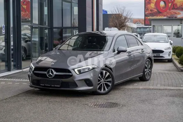 Mercedes Benz A 180 — polovni automobil