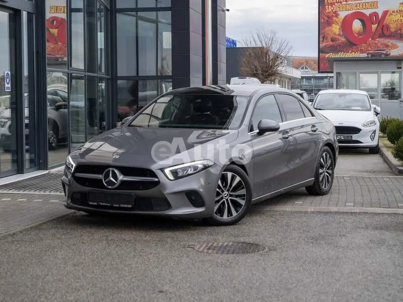 Mercedes Benz A 180 — polovni automobil