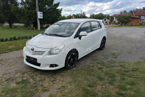 Toyota Verso — polovni automobil