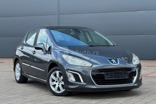 Peugeot 308 — polovni automobil