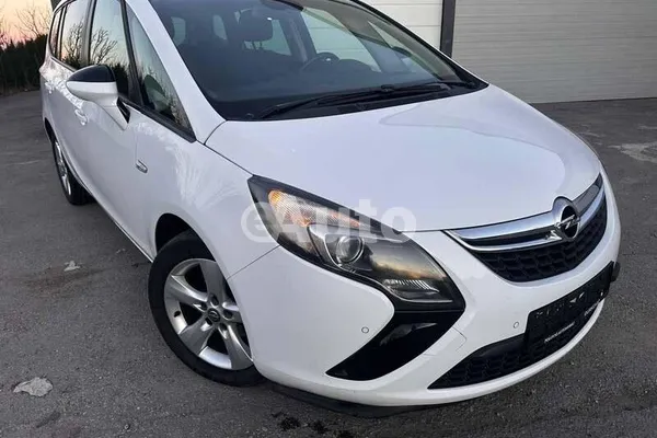 Opel Zafira — polovni automobil
