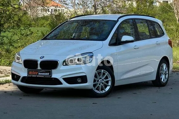 BMW 218 — polovni automobil