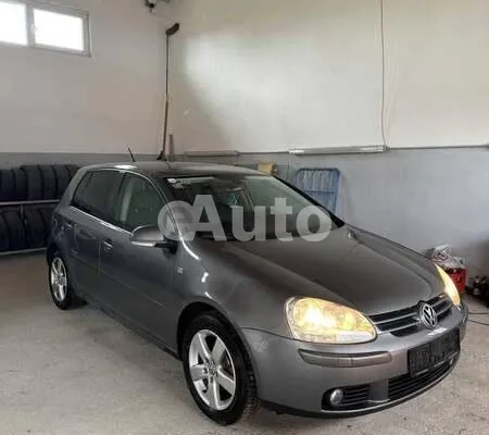 Volkswagen Golf 5 — polovni automobil