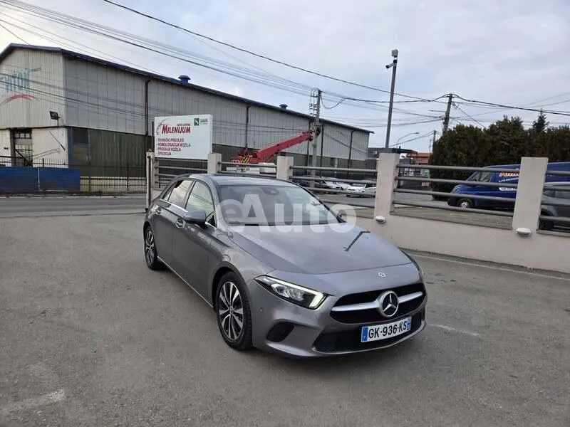 Mercedes Benz A 200 — polovni automobil