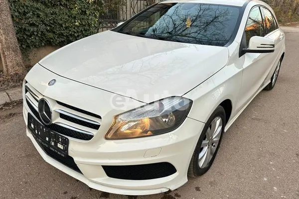 Mercedes Benz A 180 — polovni automobil