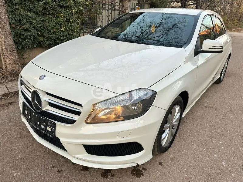 Mercedes Benz A 180 — polovni automobil