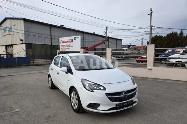Opel Corsa E — polovni automobil