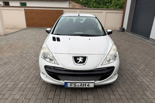 Peugeot 206 plus — polovni automobil