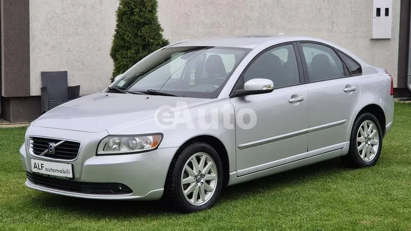 Volvo S40 — polovni automobil