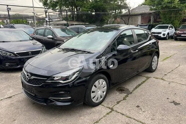 Opel Astra K — polovni automobil