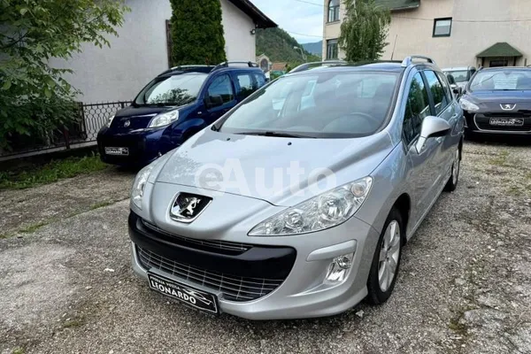 Peugeot 308 — polovni automobil