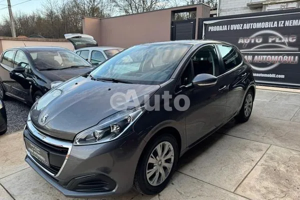 Peugeot 208 — polovni automobil