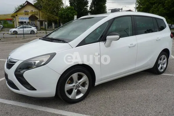Opel Zafira — polovni automobil