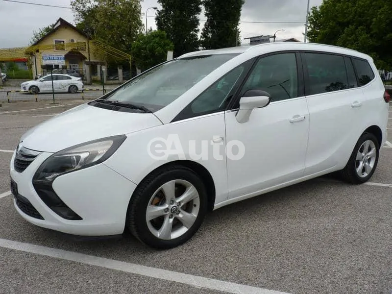 Opel Zafira — polovni automobil