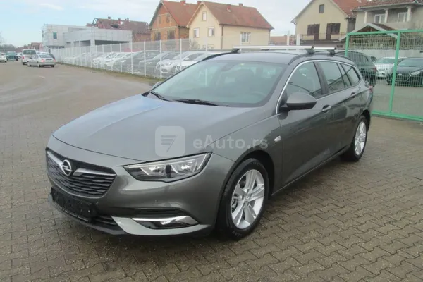 Opel Insignia — polovni automobil