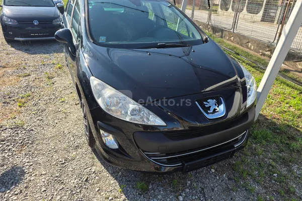 Peugeot 308 — polovni automobil