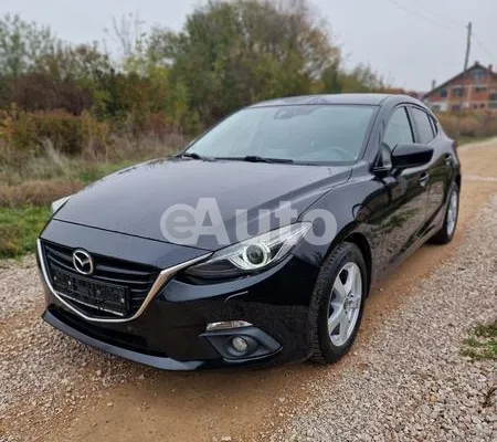 Mazda 3 — polovni automobil