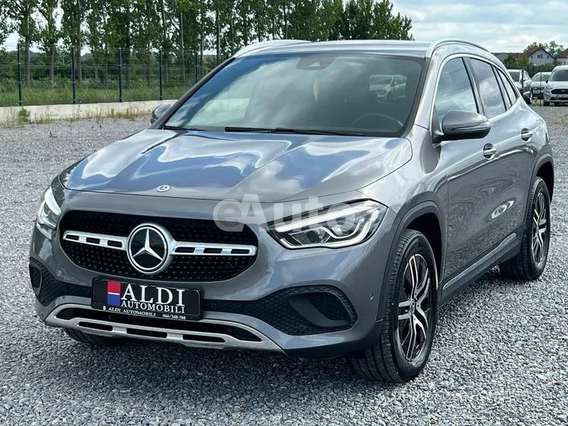 Mercedes Benz GLA 200 — polovni automobil