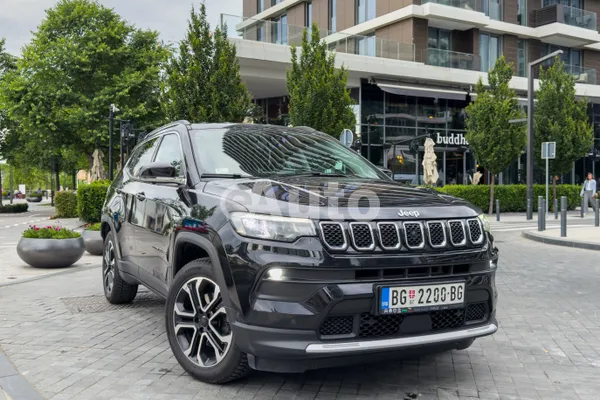 Jeep Compass — polovni automobil