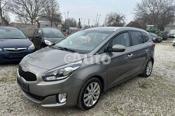 Kia Carens — polovni automobil